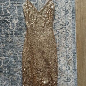Elegant Gold Sequin Dress